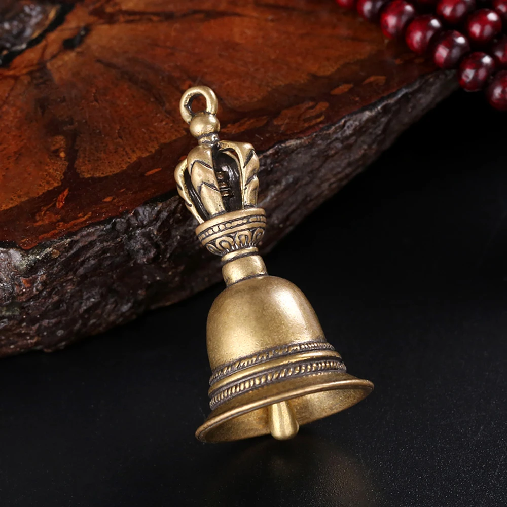 Brass Handicraft Magic Hand Bell Vintage Table Desktop Ornaments Pendant Portable Handbell For Home Art Christmas Decorations
Brass Handicraft Magic Hand Bell Vintage Table Desktop Ornaments Pendant Portable Handbell For Home Art Christmas Decorations