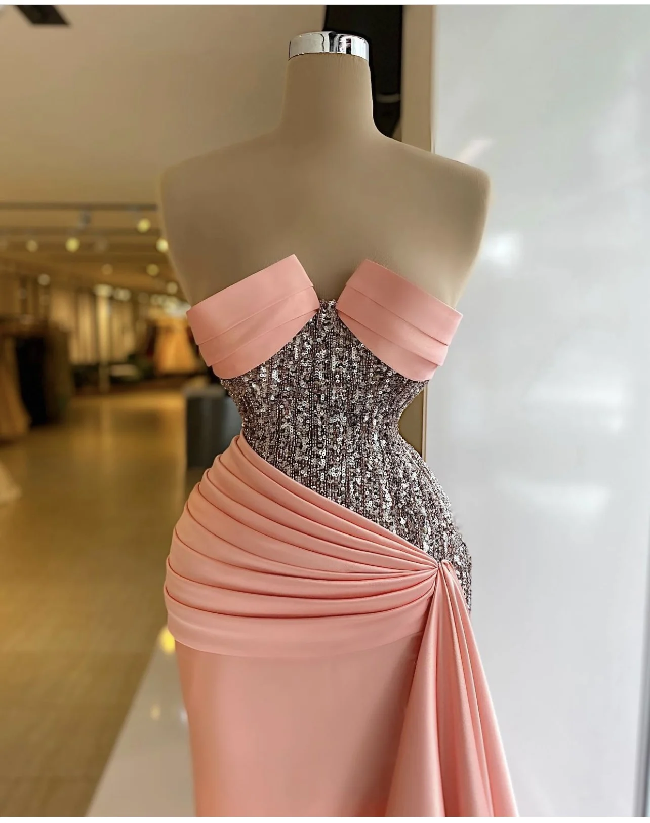 YILIBER Evening dresses 2021 vintage vlack pearls long sleeves evening gowns beading prom dresses for women short dresses
YILIBER Evening dresses 2021 vintage vlack pearls long sleeves evening gowns beading prom dresses for women short dresses
