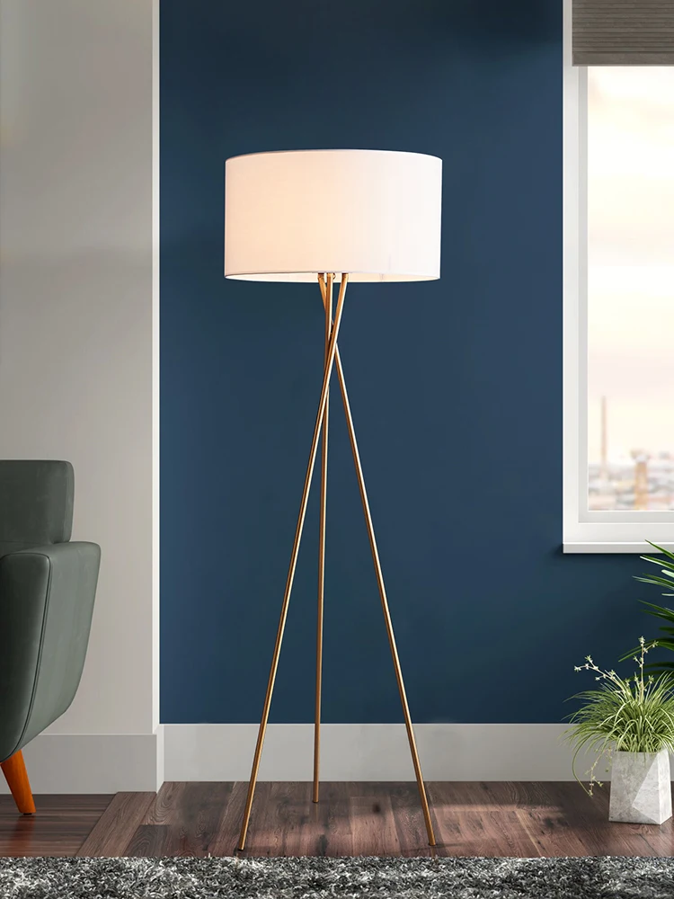 Nordic Minimalism Floor Lamp Creative Living Room Coffee Table Bedroom Bedside Study Tripod Vertical Table Lamp
Nordic Minimalism Floor Lamp Creative Living Room Coffee Table Bedroom Bedside Study Tripod Vertical Table Lamp