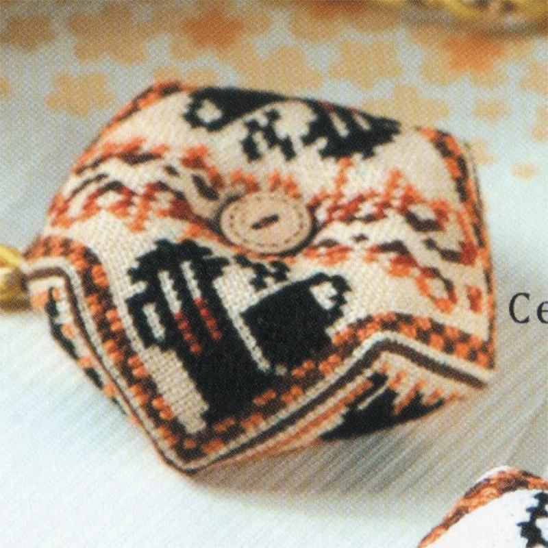 P65 Cross stitch kits Cross-stitch embroidery sets Needlework set threads Pin Needle Cushion Biscornu Counted Cross-Stitching
P65 Cross stitch kits Cross-stitch embroidery sets Needlework set threads Pin Needle Cushion Biscornu Counted Cross-Stitching
