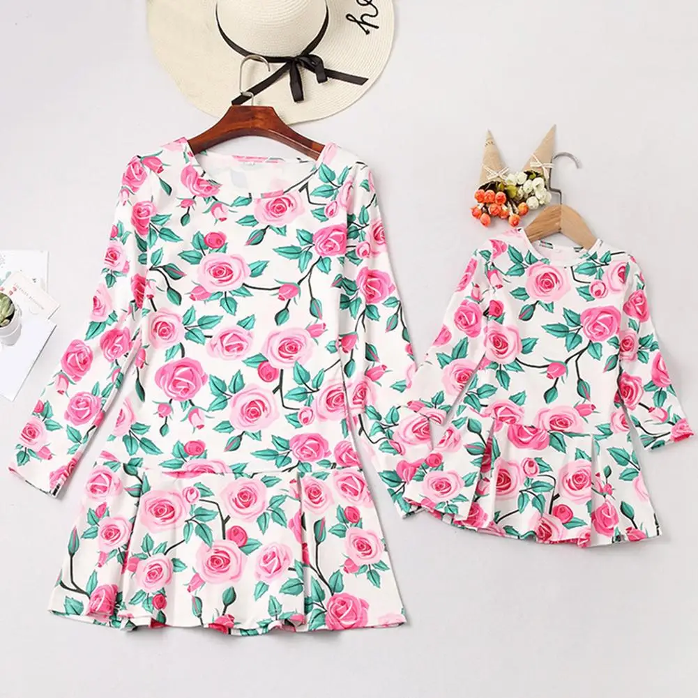 Leisure Mother Daughter Dress Autumn Parent-Child Girl Kids Women Polyester Long-Sleeves O-Neck Flowers Ruffle Princess Dress
Leisure Mother Daughter Dress Autumn Parent-Child Girl Kids Women Polyester Long-Sleeves O-Neck Flowers Ruffle Princess Dress
