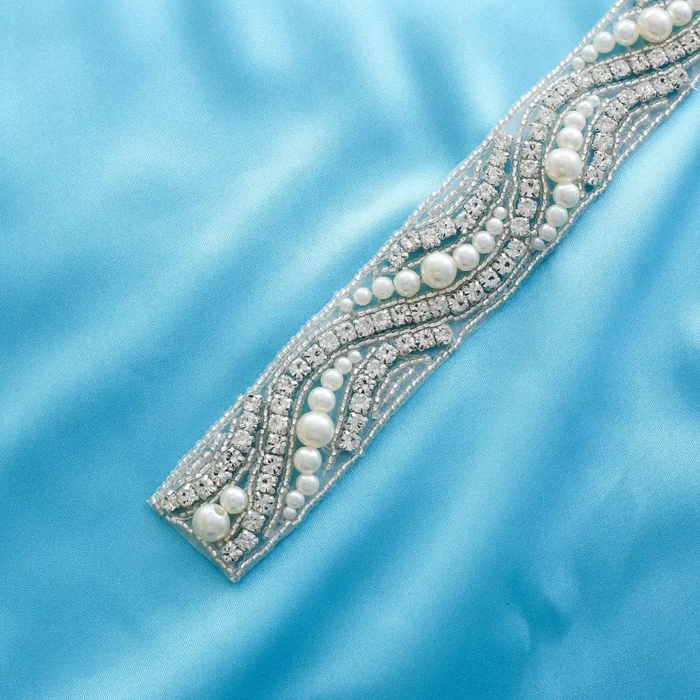 Handmade Gold Rhinestone Appliques Trims Clear Crytal Sewing On Bridal belt For Wedding Dresses Sash F136 
Handmade Gold Rhinestone Appliques Trims Clear Crytal Sewing On Bridal belt For Wedding Dresses Sash F136