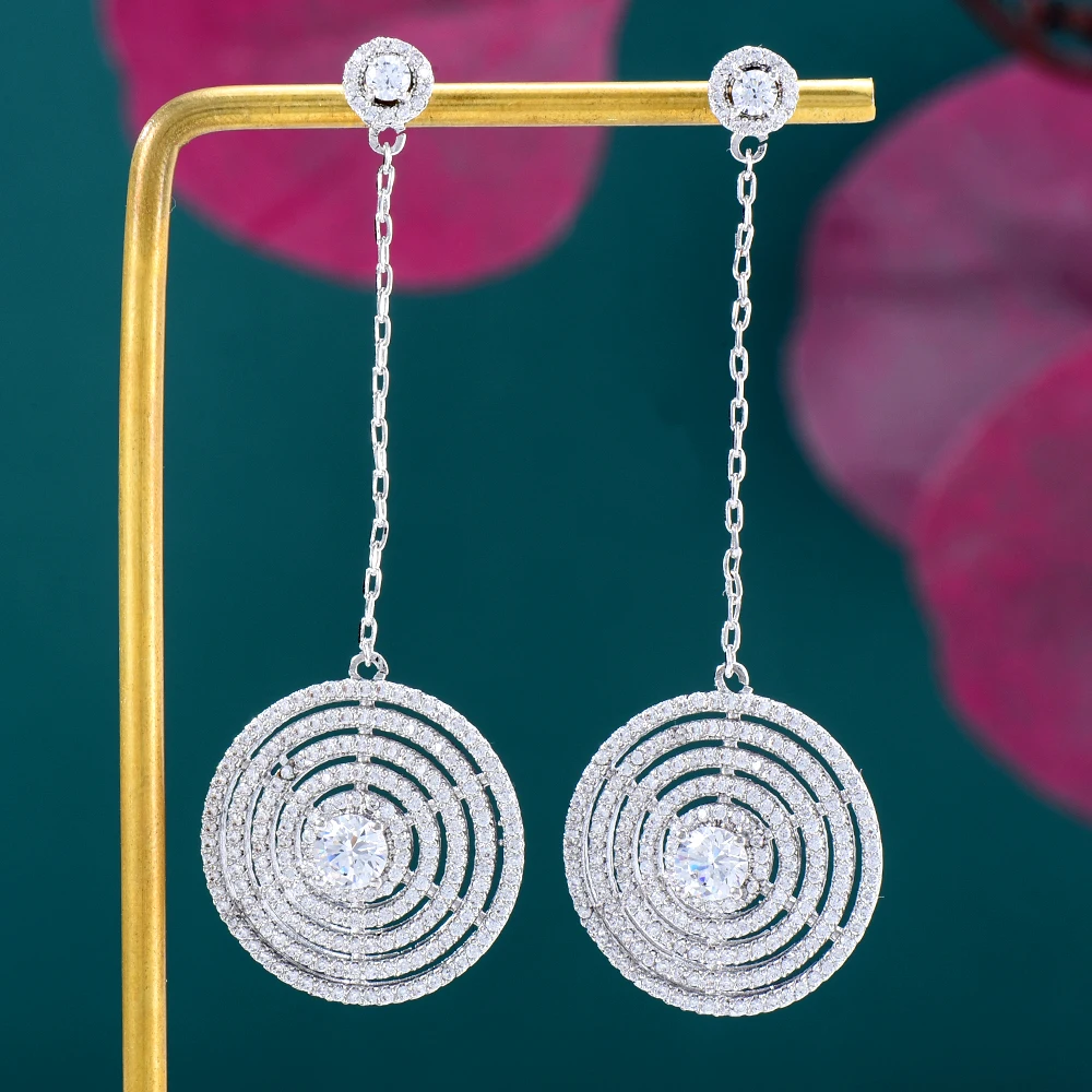 Blachette New Brand Luxury Shiny Hollow Round Dangle Pendant Earrings For Women Cubic Zirconia Jewelry Banquet Holiday Accessory
Blachette New Brand Luxury Shiny Hollow Round Dangle Pendant Earrings For Women Cubic Zirconia Jewelry Banquet Holiday Accessory