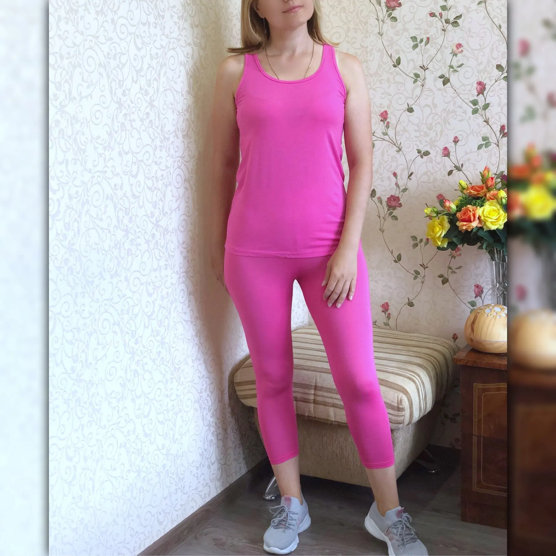 Повседневные женские комплекты спортивной одежды, хлопковый топ с высокой талией, леггинсы для тренировок, спортивные костюмы, одежда для с...
Повседневные женские комплекты спортивной одежды, хлопковый топ с высокой талией, леггинсы для тренировок, спортивные костюмы, одежда для с...