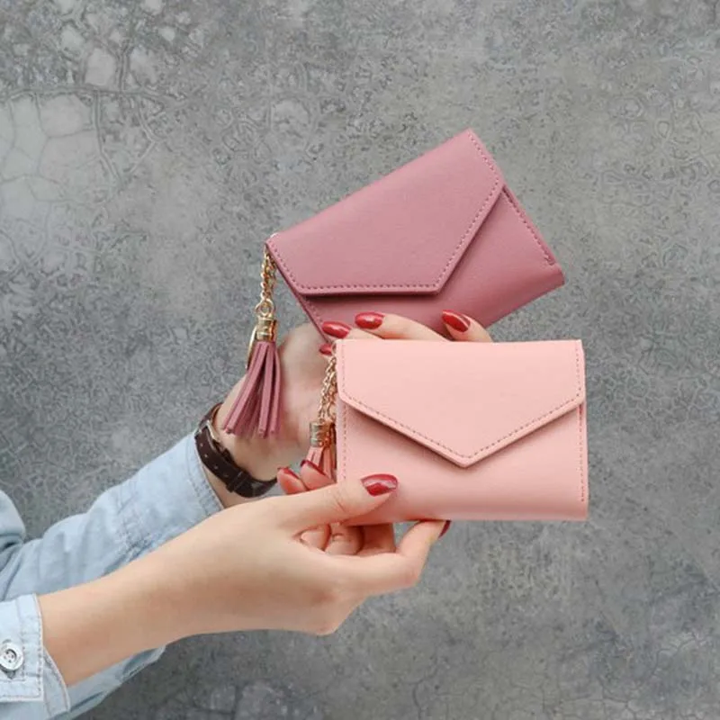 Women Simple Fashion Short Wallet Tassel Leather Coin Purse Card Holders Multi-card Position Female Ladies Wallet Money Clip
Women Simple Fashion Short Wallet Tassel Leather Coin Purse Card Holders Multi-card Position Female Ladies Wallet Money Clip