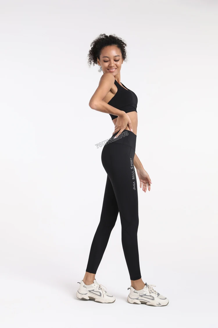 Compression leggings luminous running tights women for gym yoga legging push up sport fitness pants
Compression leggings luminous running tights women for gym yoga legging push up sport fitness pants