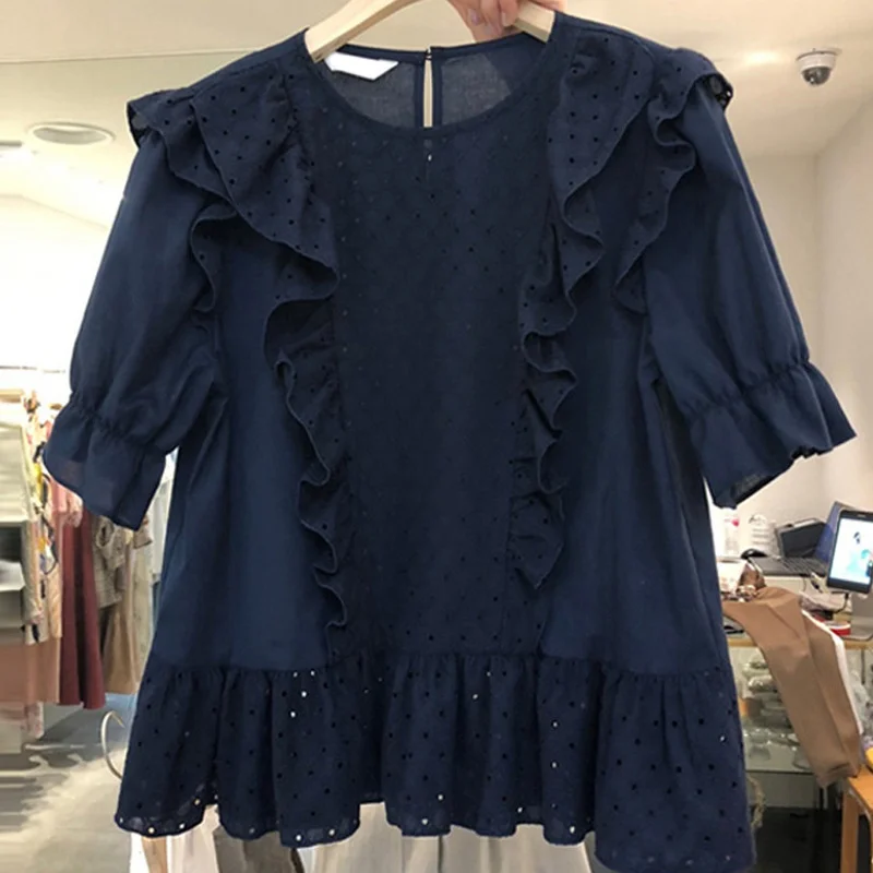 Summer Sweet Ruffles Short Sleeve Women Shirts Blouses Fashion Hollow Out Design Woman Tops New White Blusas Mujer 2021
Summer Sweet Ruffles Short Sleeve Women Shirts Blouses Fashion Hollow Out Design Woman Tops New White Blusas Mujer 2021