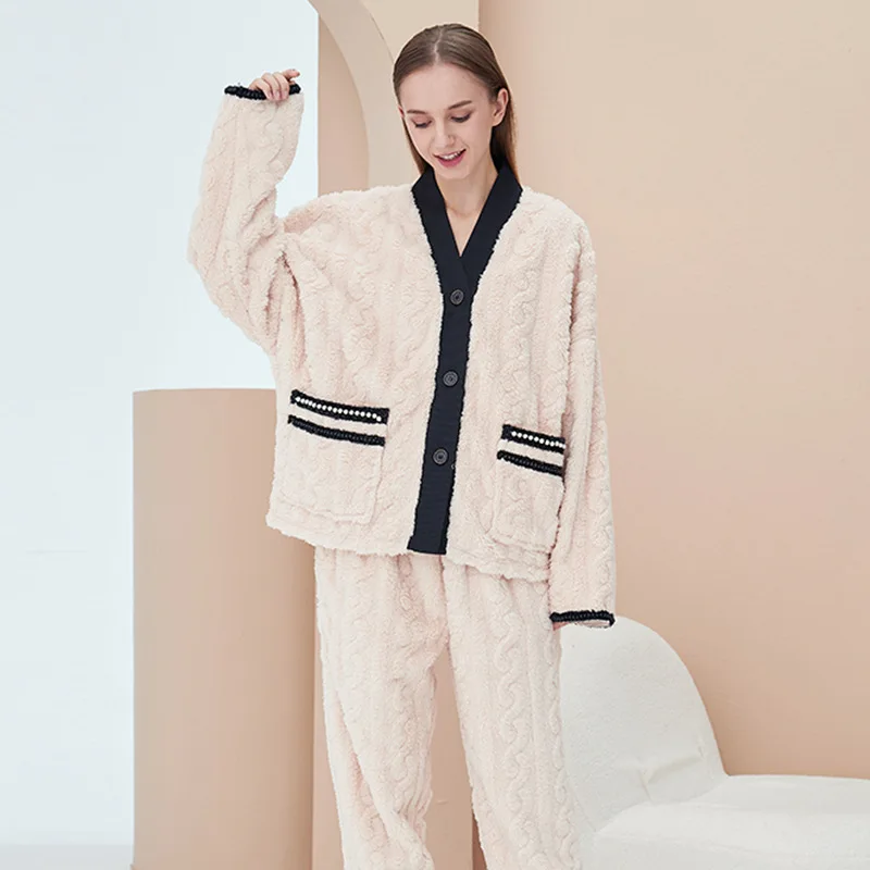 Winter Pajamas Women Coral Fleece Home Service Flannel Pajamas Suit Pajamas Cardigan Couple Home Service
Winter Pajamas Women Coral Fleece Home Service Flannel Pajamas Suit Pajamas Cardigan Couple Home Service