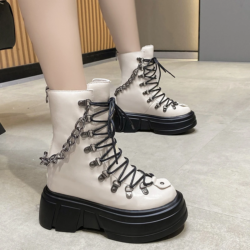Autumn 2021 Thick Heel Ankle Boots Chunky Sneakers Women High Heels Winter Platform Leather Woman Shoes 9cm Wedges Chain Boots
Autumn 2021 Thick Heel Ankle Boots Chunky Sneakers Women High Heels Winter Platform Leather Woman Shoes 9cm Wedges Chain Boots