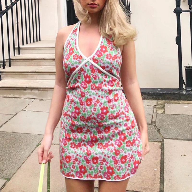 Women Y2K Knitted Summer Beach Halter Fashion V Neck Mini Club Wrap Dress Backless Floral Party Short Dress Red
Women Y2K Knitted Summer Beach Halter Fashion V Neck Mini Club Wrap Dress Backless Floral Party Short Dress Red