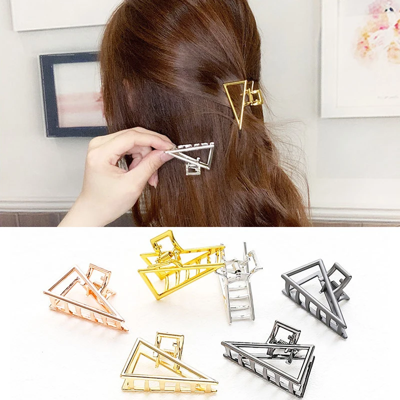 Small 4.5cm Length Triangle Metal Multi Colors Hair Claw for Girsl 
Small 4.5cm Length Triangle Metal Multi Colors Hair Claw for Girsl