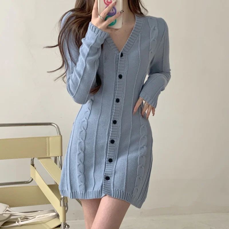 Autumn Winter 2021 New Korean Fashion Casual Knitted Dress Women Single Breasted Long Sleeve Slim Waist Sweater Dress Vestidos
Autumn Winter 2021 New Korean Fashion Casual Knitted Dress Women Single Breasted Long Sleeve Slim Waist Sweater Dress Vestidos