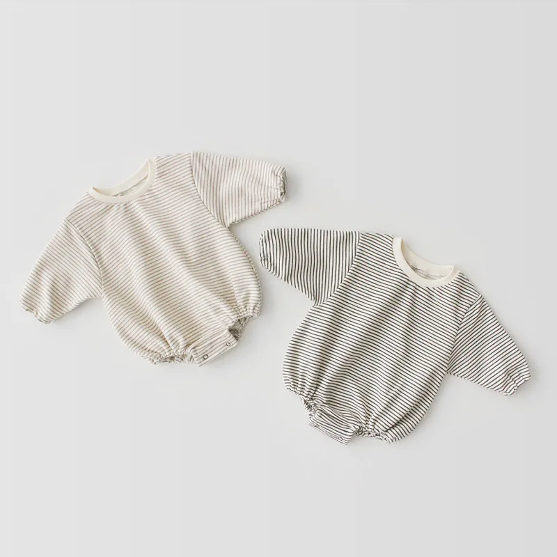 2021 Baby Bodysuits With Lovely Stripes Small Ears Caps Hats Pure Cotton Two-piece Climbing Suit Baby Girl Clothes
2021 Baby Bodysuits With Lovely Stripes Small Ears Caps Hats Pure Cotton Two-piece Climbing Suit Baby Girl Clothes