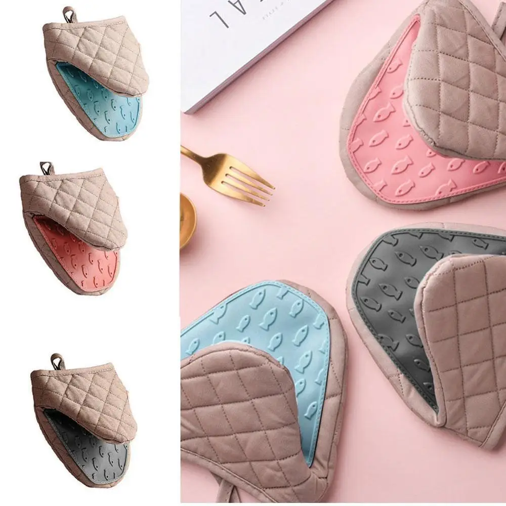 1PC Silicone Anti-scalding Oven Gloves Mitts Potholder Kitchen Silicone Gloves Tray Dish Bowl Holder Oven Handschoen Hand Clip
1PC Silicone Anti-scalding Oven Gloves Mitts Potholder Kitchen Silicone Gloves Tray Dish Bowl Holder Oven Handschoen Hand Clip