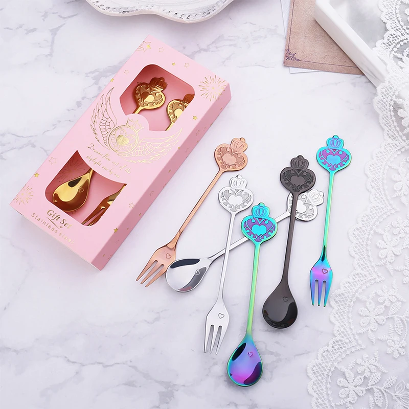 Creative Crown Heart-Shaped Stainless Steel Spoon Fork Set Dessert Fruit Scoop Kitchen Coffee Milk Spoon Birthday Gift Tableware
Creative Crown Heart-Shaped Stainless Steel Spoon Fork Set Dessert Fruit Scoop Kitchen Coffee Milk Spoon Birthday Gift Tableware
