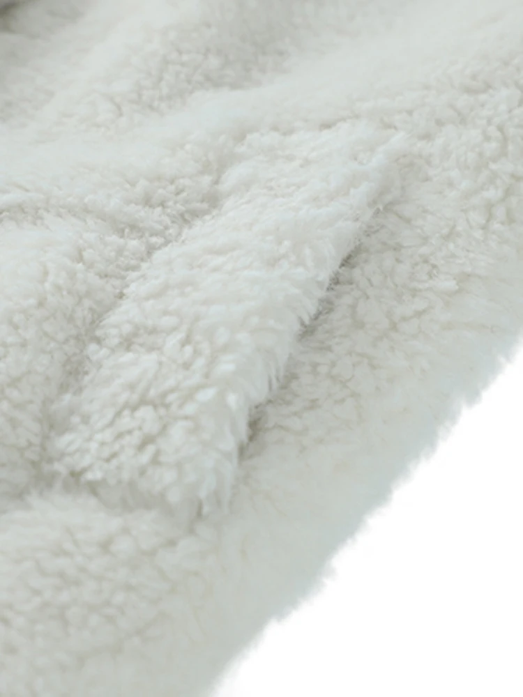 Lautaro Winter Long Warm Thick white Oversized Teddy Coat Women Long Sleeve Double Breasted Runway Stylish European Fashion 2021
Lautaro Winter Long Warm Thick white Oversized Teddy Coat Women Long Sleeve Double Breasted Runway Stylish European Fashion 2021