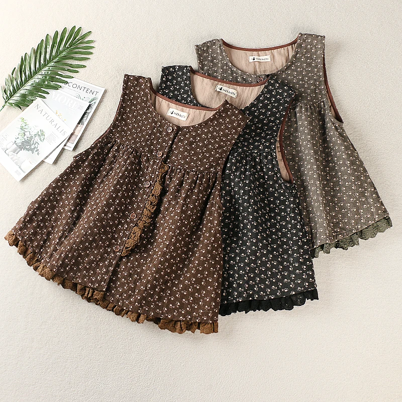 The new girl autumn sweet little fresh floral cotton sleeveless top loose outer vest
The new girl autumn sweet little fresh floral cotton sleeveless top loose outer vest