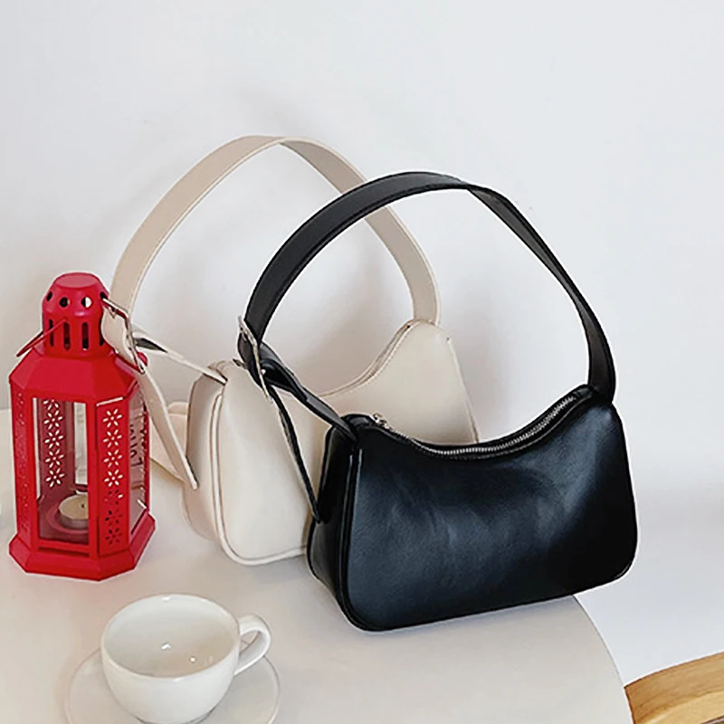 Women Retro Half Moon Bag Simple Design Handbag PU Leather Ladies Shoulder Bag Niche Female Purses Trend Grils Hand Bag 
Women Retro Half Moon Bag Simple Design Handbag PU Leather Ladies Shoulder Bag Niche Female Purses Trend Grils Hand Bag