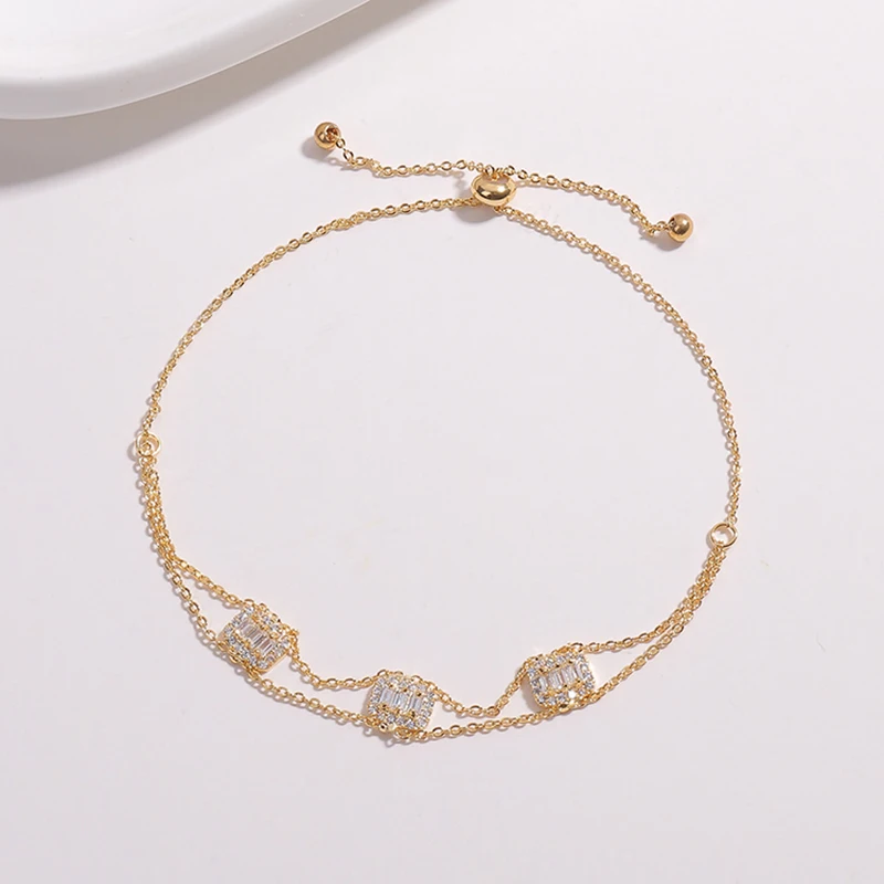 2020 Korean New Design Fashion Jewelry High-Nnd luxury Elegant Square Zircon Adjustable Female Party Holiday Gift Bracelet
2020 Korean New Design Fashion Jewelry High-Nnd luxury Elegant Square Zircon Adjustable Female Party Holiday Gift Bracelet