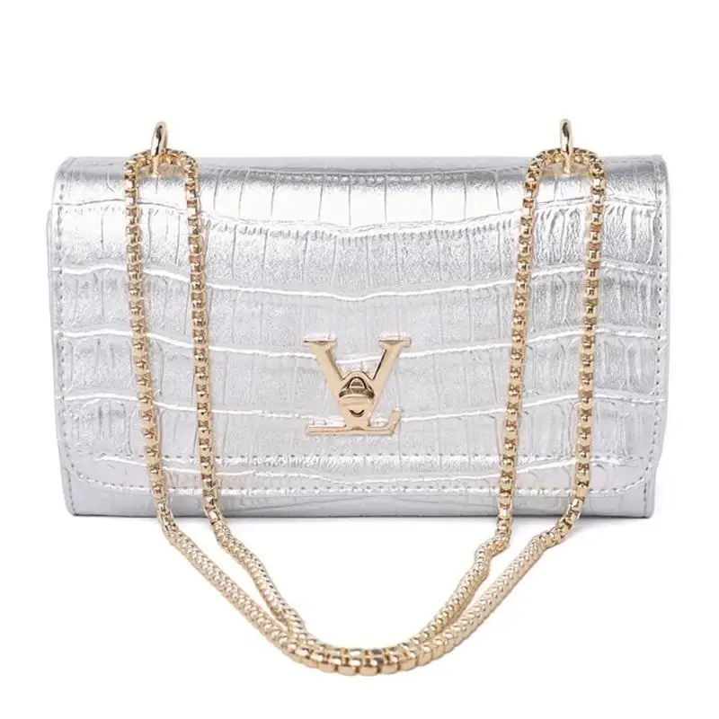 European Fashion Gold and Silver Women Bag Chain Handbags Crocodile Pattern Shoulder bags Exquisite Shopping Bag Female
European Fashion Gold and Silver Women Bag Chain Handbags Crocodile Pattern Shoulder bags Exquisite Shopping Bag Female