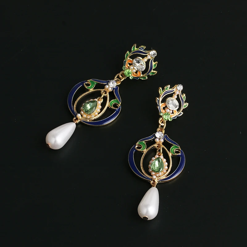 FASHIONSNOOPS Exaggerated Vintage Rhinestone Pearl Water Drop Earrings For Women Boho Jewelry Fashion Earings
FASHIONSNOOPS Exaggerated Vintage Rhinestone Pearl Water Drop Earrings For Women Boho Jewelry Fashion Earings