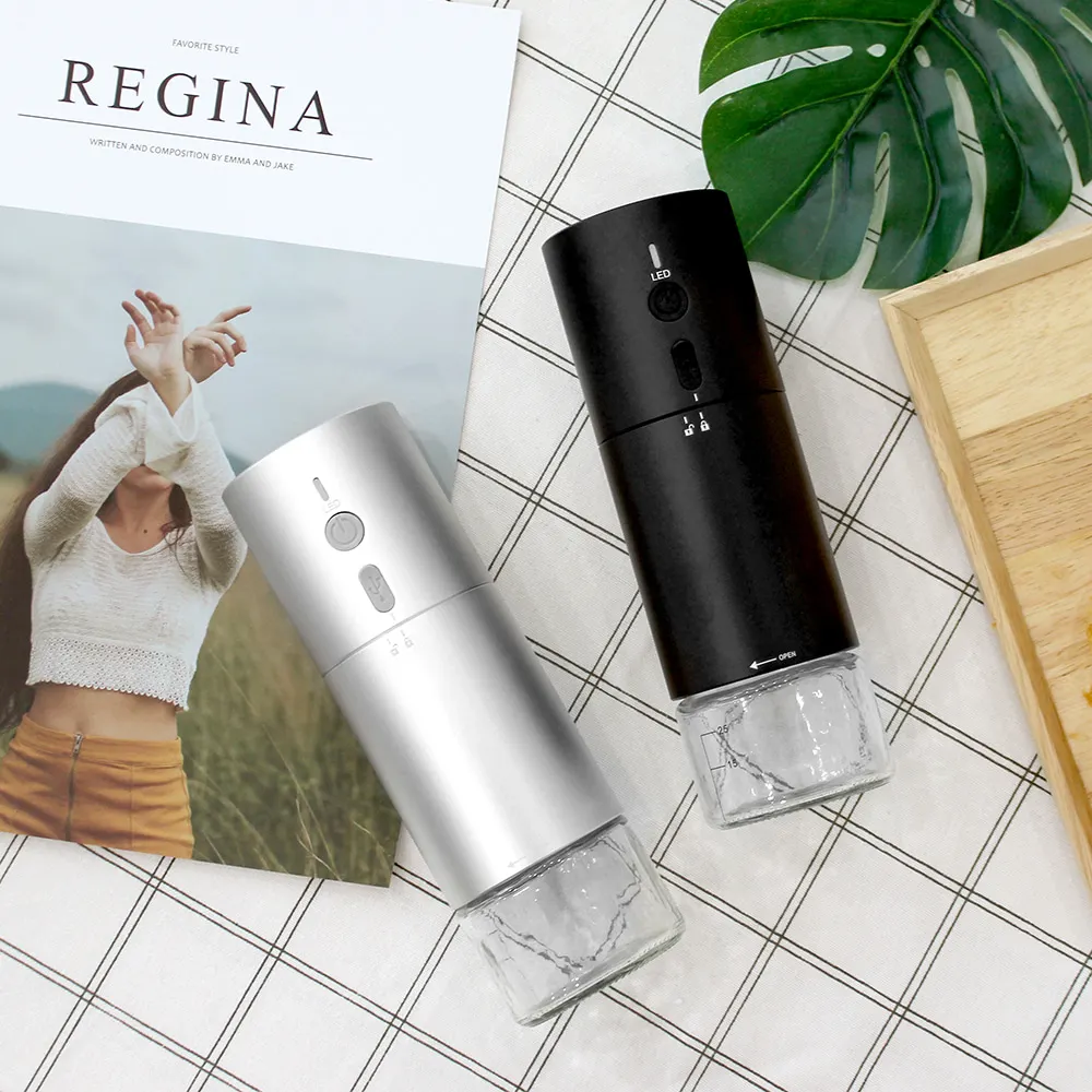 USB Electric Coffee Grinder Stainless Steel Coffee Bean Grinder Rechargeable Household Kitchen Tool Accessories Portable Deogra
USB Electric Coffee Grinder Stainless Steel Coffee Bean Grinder Rechargeable Household Kitchen Tool Accessories Portable Deogra