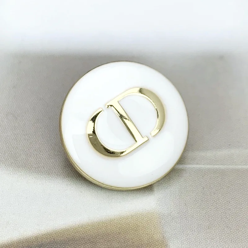 10pcs Retro Round Buttons for Clothing Sewing Material Sewing Accessories Hand DIY Sewing Buttons for Coat Metal Fashion Buttons
10pcs Retro Round Buttons for Clothing Sewing Material Sewing Accessories Hand DIY Sewing Buttons for Coat Metal Fashion Buttons