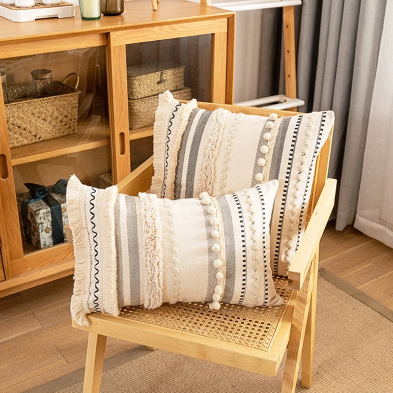 Moroccan Tufted Embroidery Lumbar Pillow Case Bohemian Tassel Pom Poms Geometric Striped Decorative Cushion Cover 
Moroccan Tufted Embroidery Lumbar Pillow Case Bohemian Tassel Pom Poms Geometric Striped Decorative Cushion Cover