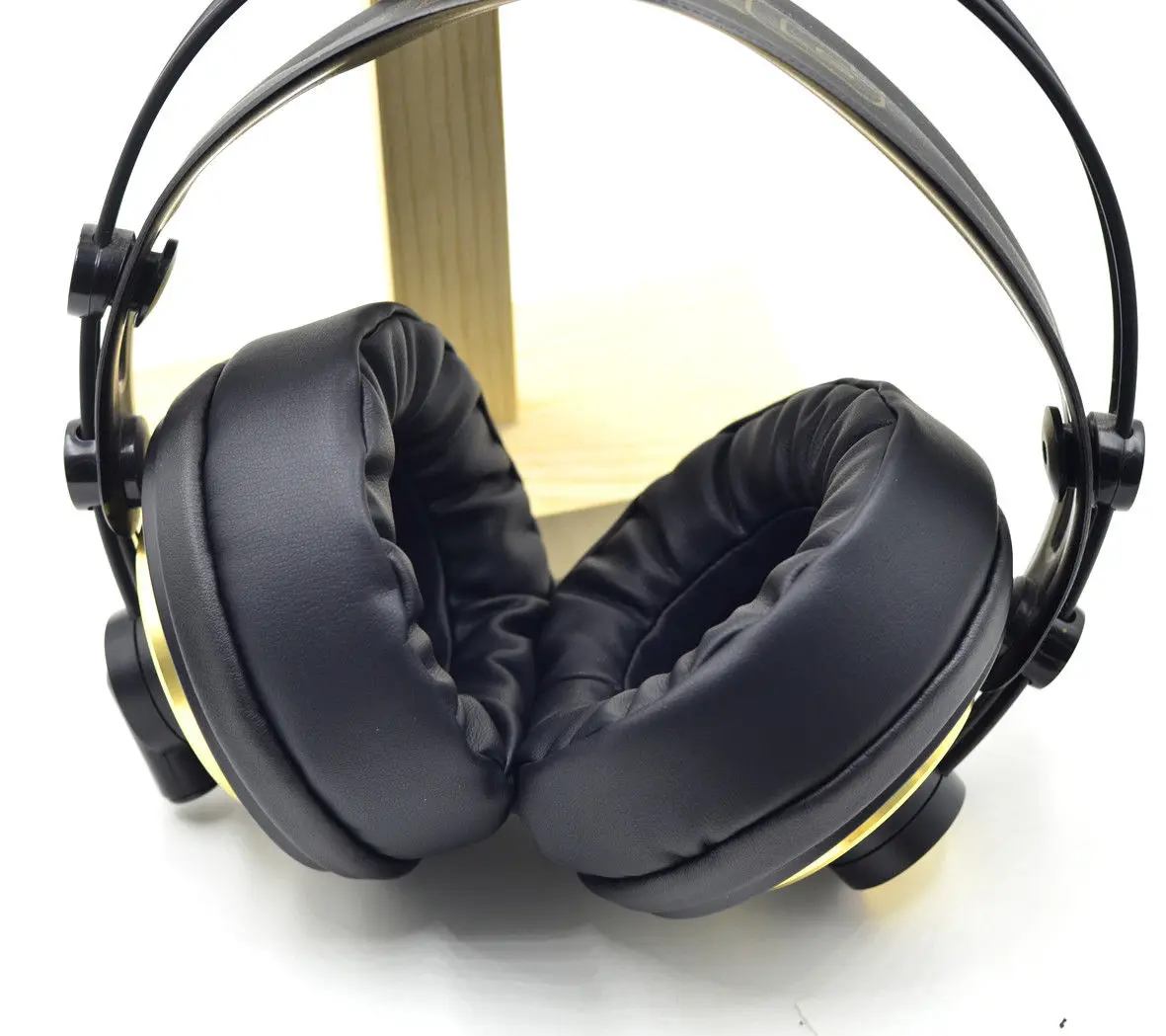 Black 35mm Thickness Memory Foam Replacement Headphone Ear Pads Cushion For DT770 DT880 DT880PRO DT990 DT531 Earpads Accessory
Black 35mm Thickness Memory Foam Replacement Headphone Ear Pads Cushion For DT770 DT880 DT880PRO DT990 DT531 Earpads Accessory