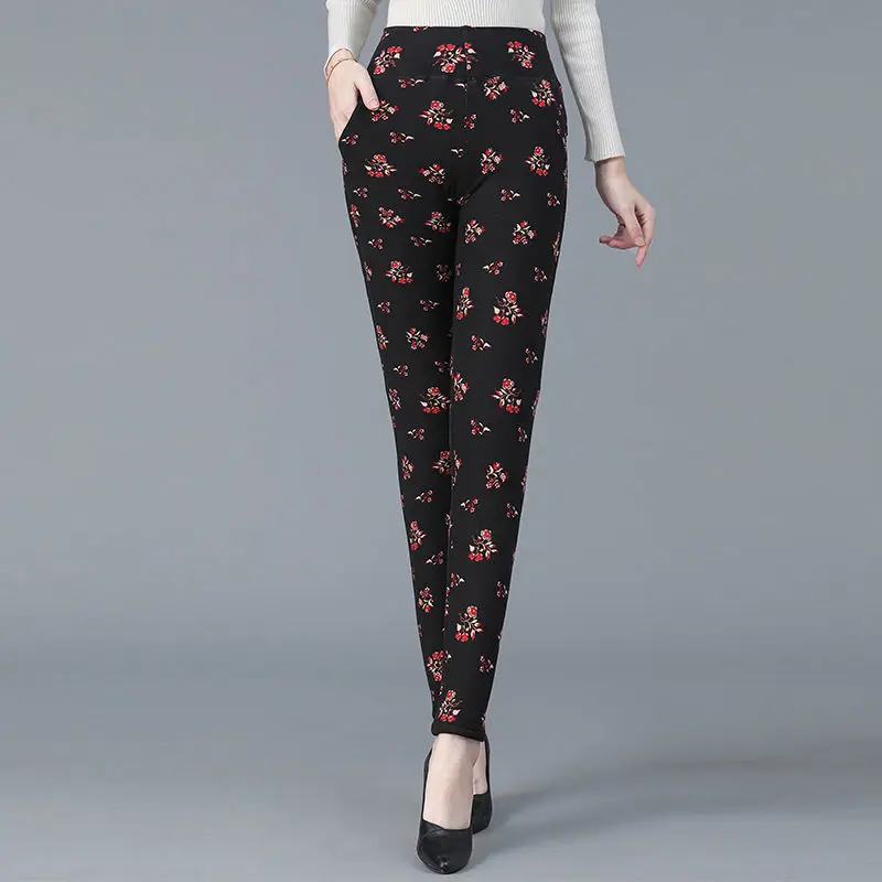 2022 Winter Women Fashion Middle Age Slim Leggings Female Floral Print Casual Pants Ladies High Waist Thick Warm Trousers A192
2022 Winter Women Fashion Middle Age Slim Leggings Female Floral Print Casual Pants Ladies High Waist Thick Warm Trousers A192