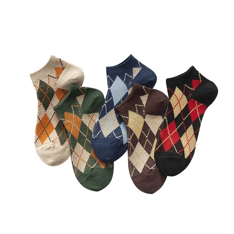 

2022 Spring and Summer New Korean Cotton Checkered Fashion British Style Rhombus Ship Socks for Female