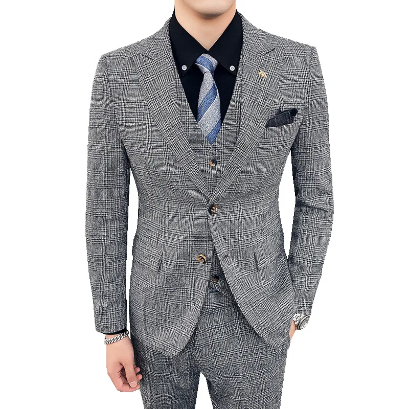 Men's suit three piece bridegroom's dress business dress Korean slim youth Plaid suit
Men's suit three piece bridegroom's dress business dress Korean slim youth Plaid suit