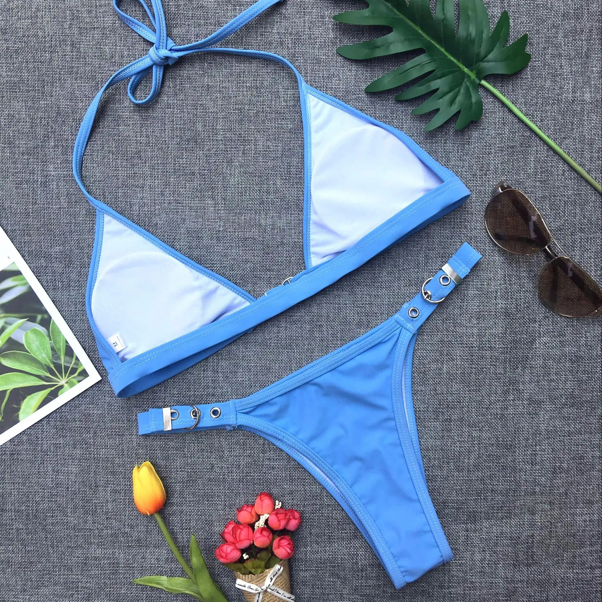 ZTVitality Bikini 2020 New Arrival Metal Button Halter Solid Bandage Bikinis Low Waist Sexy Swimsuit Swimwear Women Biquini S-L 
ZTVitality Bikini 2020 New Arrival Metal Button Halter Solid Bandage Bikinis Low Waist Sexy Swimsuit Swimwear Women Biquini S-L