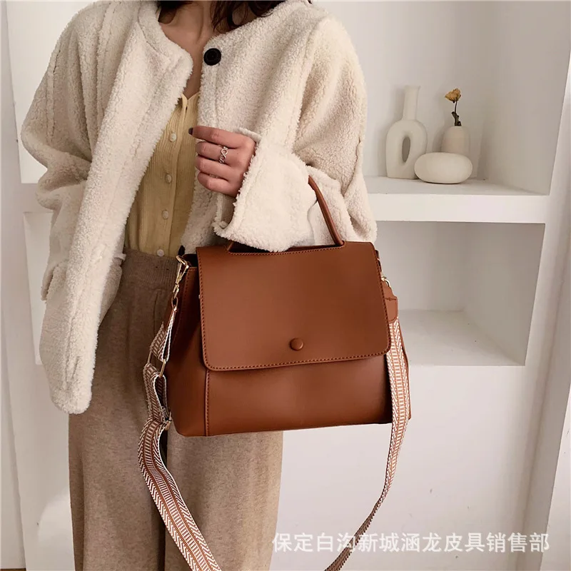 Women's PU Leather Shoulder Bags Fashion Crossbody Bags for Women 2021 Springtime New Style Designer Luxury Travel Handbags
Women's PU Leather Shoulder Bags Fashion Crossbody Bags for Women 2021 Springtime New Style Designer Luxury Travel Handbags