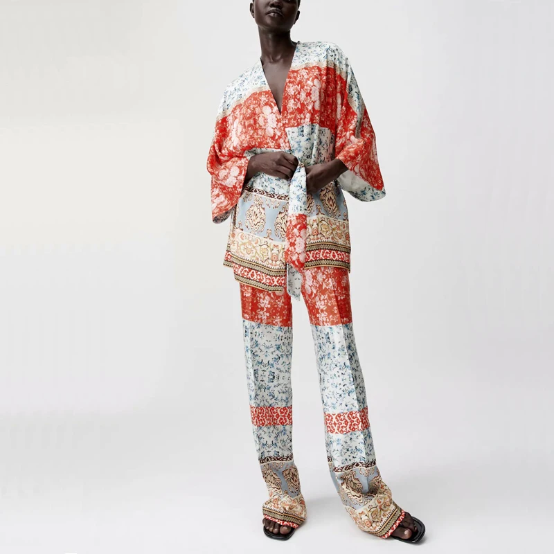 Summer Casual Flower Print V-neck Long-sleeved Belt Decorative Shirt + High-waist Straight-leg Pants Suit 2021 Spring Autumn New
Summer Casual Flower Print V-neck Long-sleeved Belt Decorative Shirt + High-waist Straight-leg Pants Suit 2021 Spring Autumn New