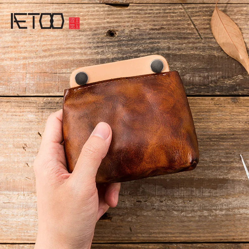 AETOO Handmade vintage leather wallets, men's trendy coin purses, women's vegetable tanned leather ultra-thin simple card holder
AETOO Handmade vintage leather wallets, men's trendy coin purses, women's vegetable tanned leather ultra-thin simple card holder