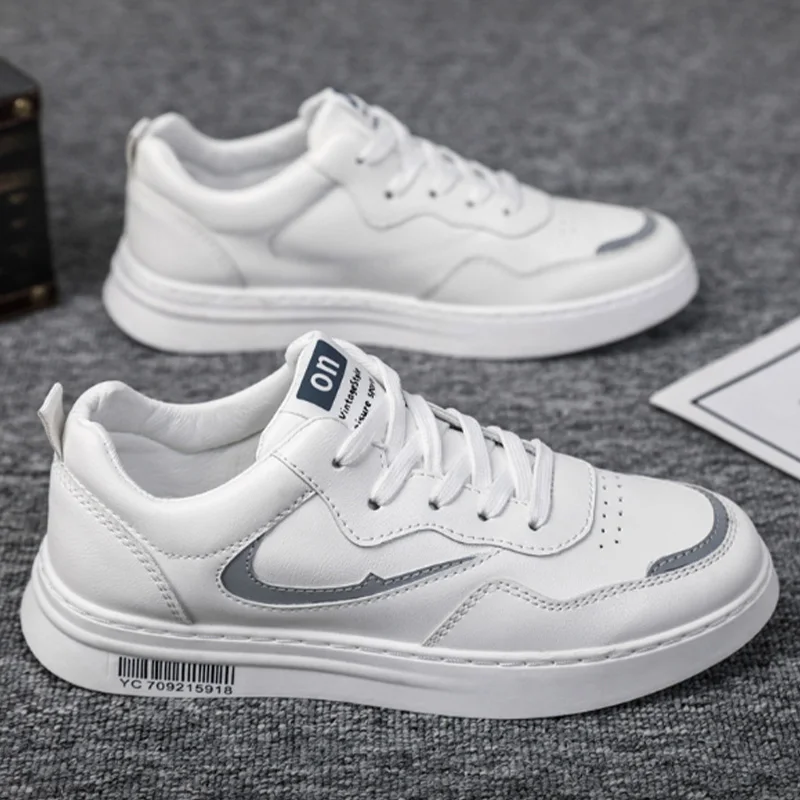 Spring and Autumn Men's Fashion Vulcanization Trend White Shoes Student Lightweight Sports Shoes PU Casual Shoes Comfortable Fla
Spring and Autumn Men's Fashion Vulcanization Trend White Shoes Student Lightweight Sports Shoes PU Casual Shoes Comfortable Fla