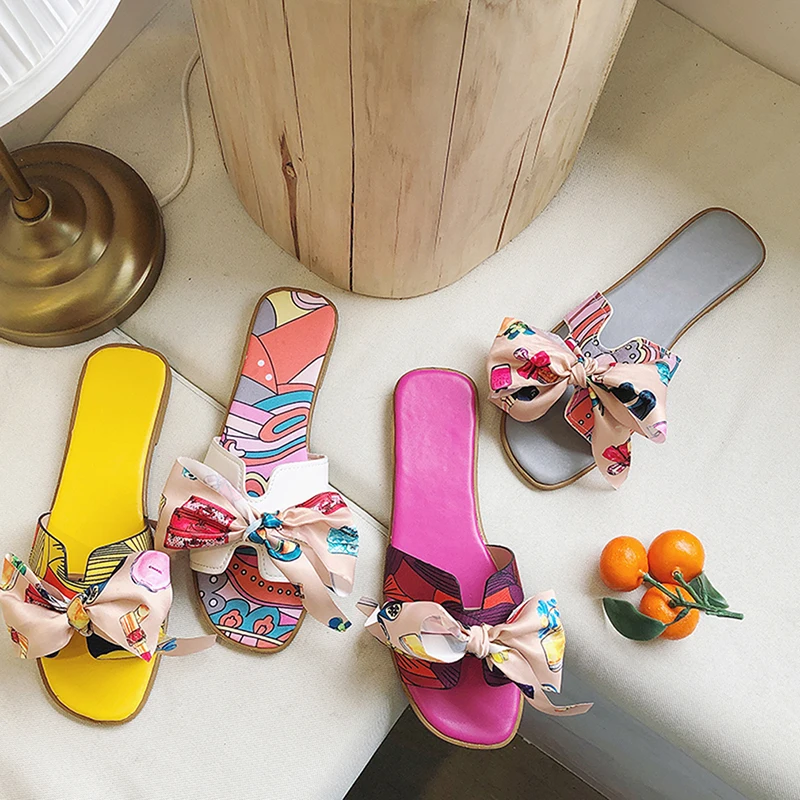 Summer Flat Heel Women Cut Out Ladies Sandals Ladies Bohemia Sandals With Knot Flat Shoe Candy Color Outdoor Holiday Slides
Summer Flat Heel Women Cut Out Ladies Sandals Ladies Bohemia Sandals With Knot Flat Shoe Candy Color Outdoor Holiday Slides