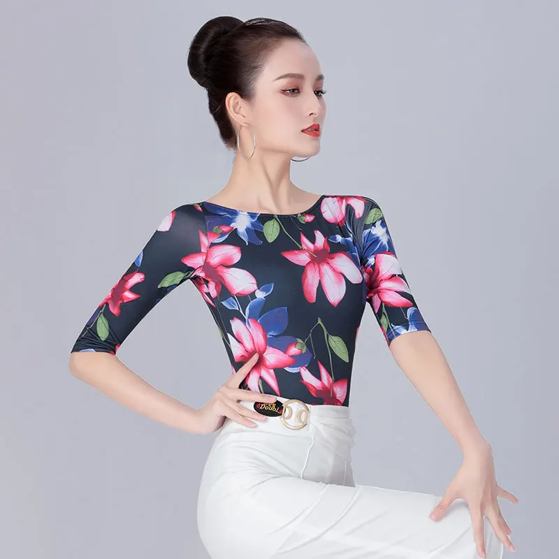 Doubl Female Modern Dance Tops Women's National Standard Sleeves New Clothes Slim Summer Lady Latin Dance Dress Practice 
Doubl Female Modern Dance Tops Women's National Standard Sleeves New Clothes Slim Summer Lady Latin Dance Dress Practice