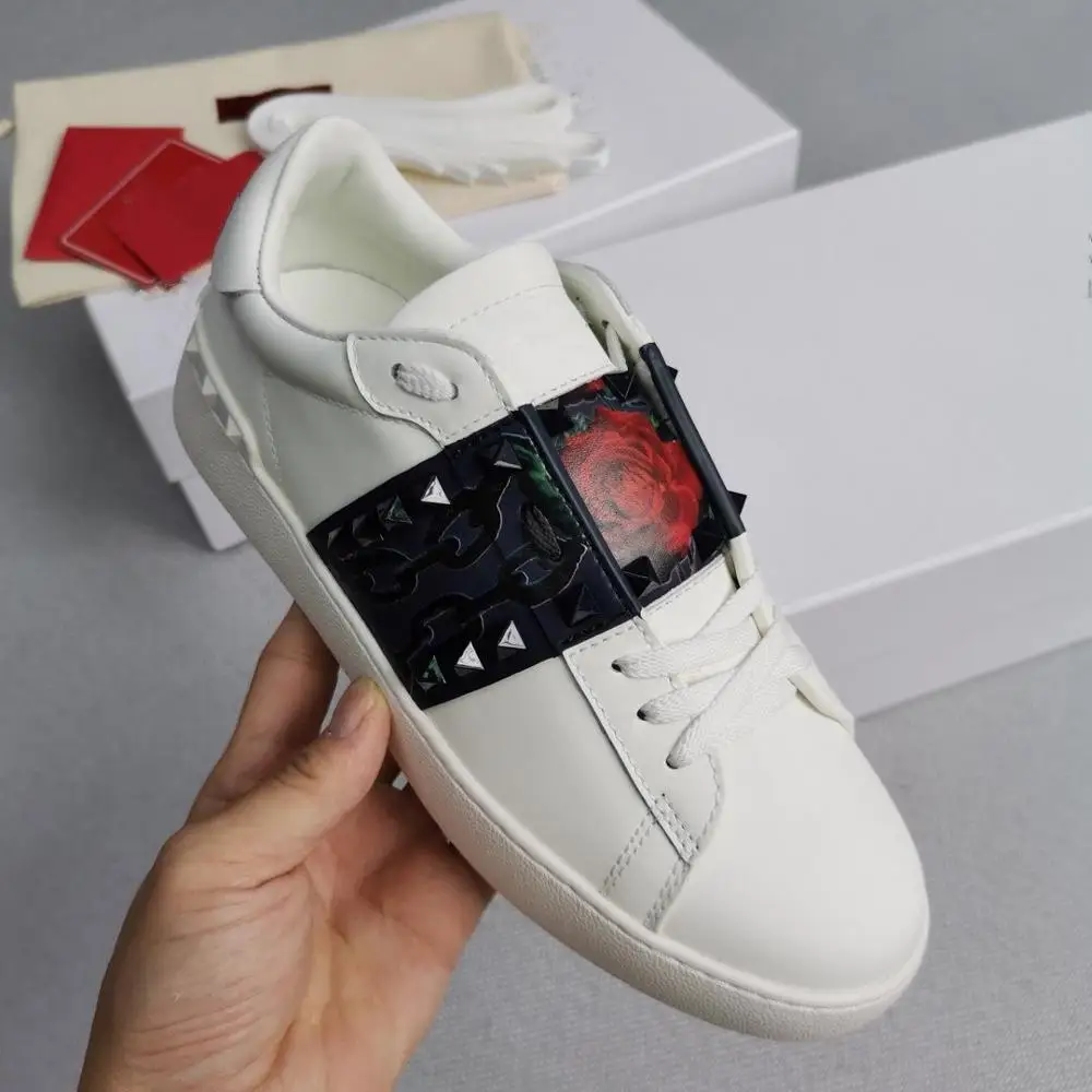 Hot Sale Woman Shoes Fashion New Flats Casual Shoes White Sneakers Genuine Cow Leather Metal Decor Shoes Zapatos De Mujer
Hot Sale Woman Shoes Fashion New Flats Casual Shoes White Sneakers Genuine Cow Leather Metal Decor Shoes Zapatos De Mujer