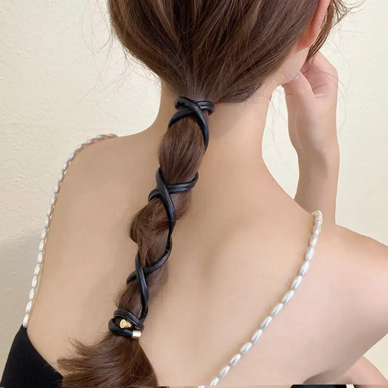 Women Vintage Ponytail Hold Leather Long Hair Tie Scrunchie Headband Sweet Hair Decorate Hairbands Fashion Hair Accessories
Women Vintage Ponytail Hold Leather Long Hair Tie Scrunchie Headband Sweet Hair Decorate Hairbands Fashion Hair Accessories