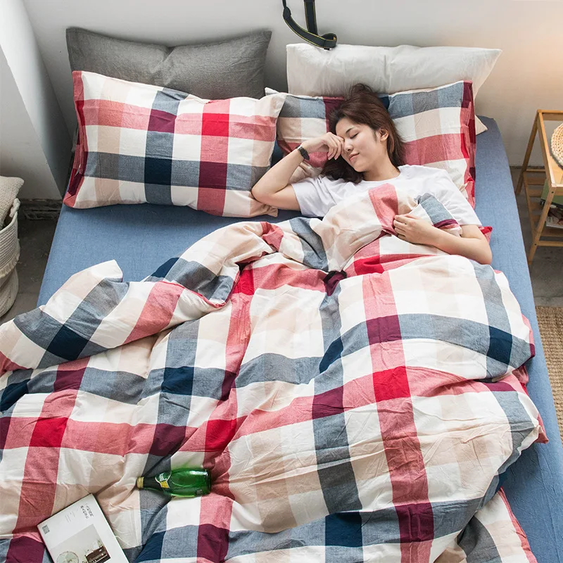 Washed cotton four-piece set, plaid cotton bedding set, Japanese-style simple nude sleeping bedding
Washed cotton four-piece set, plaid cotton bedding set, Japanese-style simple nude sleeping bedding