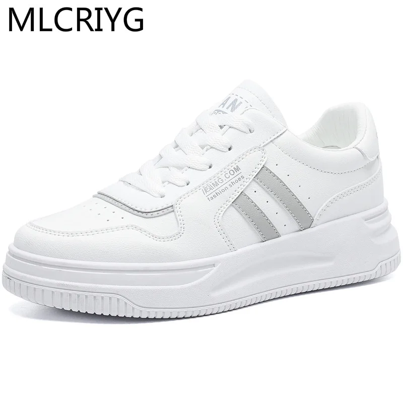 2021 Women's Shoes Spring Walking Vulcanized Shoes Women's Sneakers Comfortable Lace-up Casual Shoes Fashion New Platform Shoes
2021 Women's Shoes Spring Walking Vulcanized Shoes Women's Sneakers Comfortable Lace-up Casual Shoes Fashion New Platform Shoes