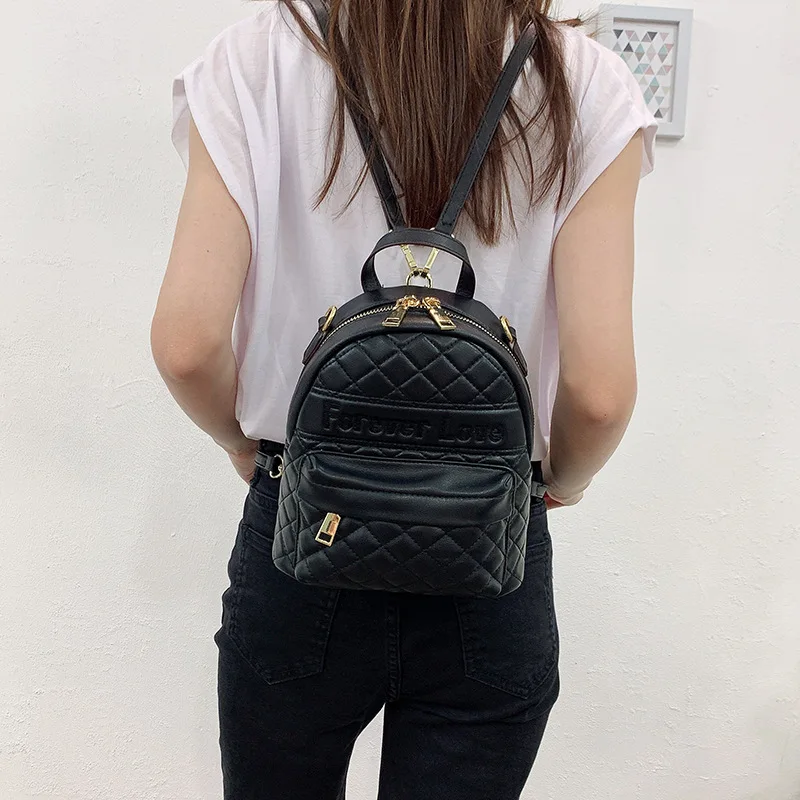 Backpack Women 2021 Mini Backpack Women chain Bag Shoulder Bag Messenger Small Bag Ladies Leather Backpack Soft Leather Backpack 
Backpack Women 2021 Mini Backpack Women chain Bag Shoulder Bag Messenger Small Bag Ladies Leather Backpack Soft Leather Backpack