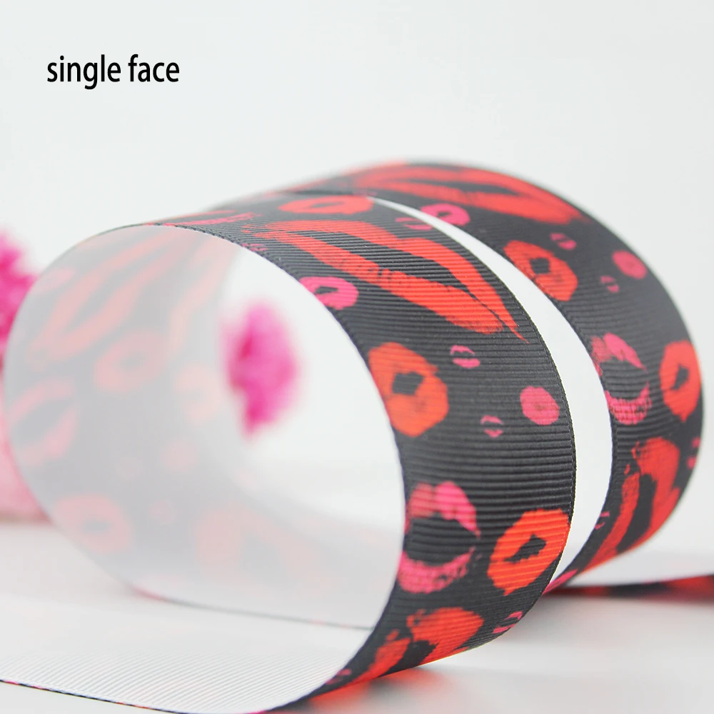 Red lips printed grosgrain ribbon 9-75mm DIY handmade materials christmas wedding gift wrap tape ribbons
Red lips printed grosgrain ribbon 9-75mm DIY handmade materials christmas wedding gift wrap tape ribbons