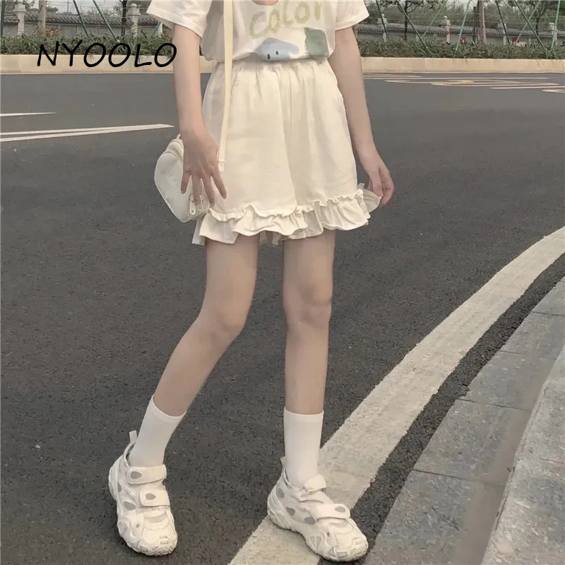 NYOOLO Japan Preppy Style Solid Color Elastic High Waist Ruffles Shorts Women Summer Sweet Girls Kawaii Clothes School Uniform
NYOOLO Japan Preppy Style Solid Color Elastic High Waist Ruffles Shorts Women Summer Sweet Girls Kawaii Clothes School Uniform