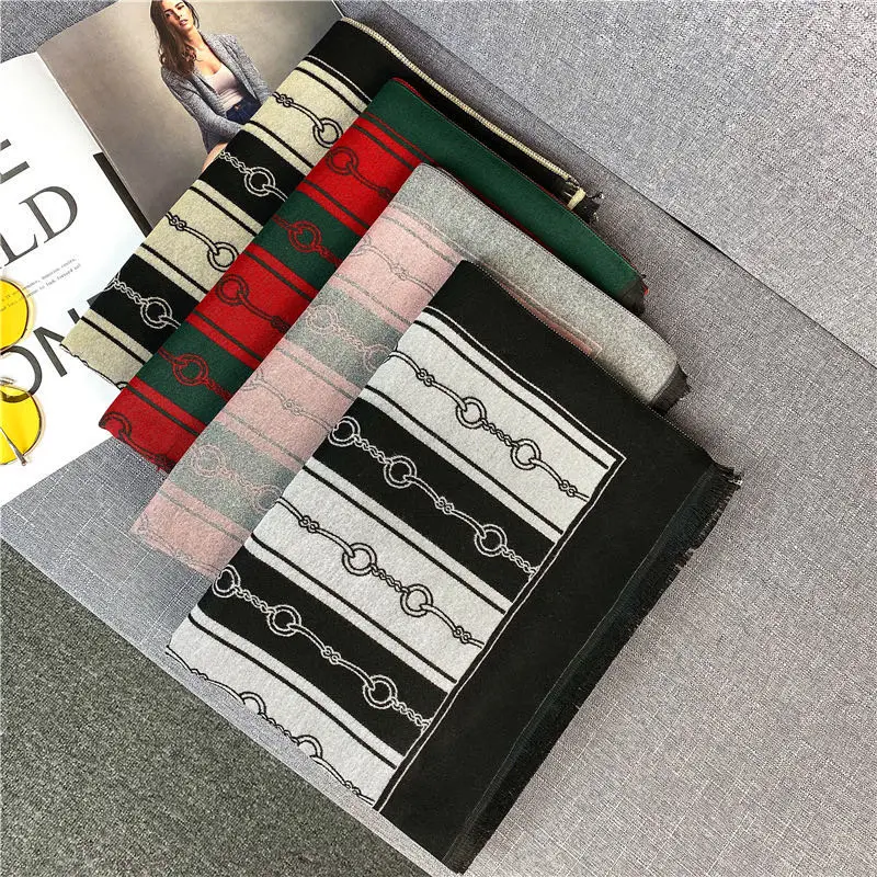 2020 Winter Scarf High Quality Cashmere Shawls Lady Pashmina Scarves Women Thick Warm Blanket Wraps Print Brand Female Foulard
2020 Winter Scarf High Quality Cashmere Shawls Lady Pashmina Scarves Women Thick Warm Blanket Wraps Print Brand Female Foulard