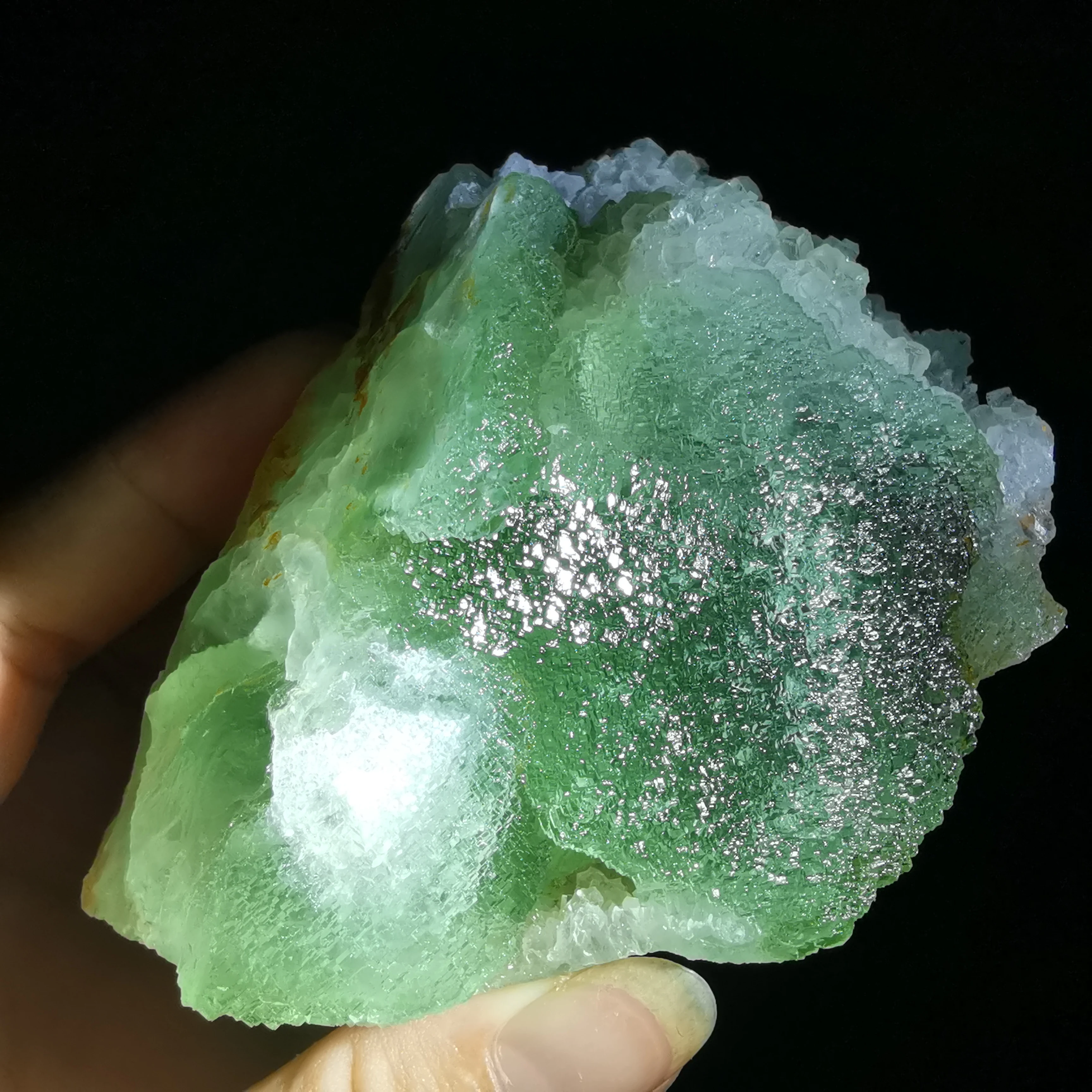 367.9g100% rare natural green fluorite luminescent polyhedron stepped quartz mineral specimen healing energy home decoration
367.9g100% rare natural green fluorite luminescent polyhedron stepped quartz mineral specimen healing energy home decoration