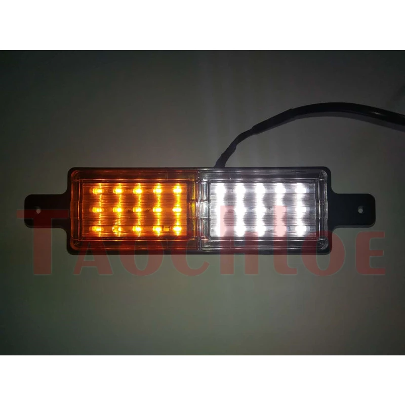 2Pcs 12V 24V Truck Tractor Tail Lights Amber White Side Marker Lamps Front Rear Bumper Light Reverse Trun Signal Fog Lamps
2Pcs 12V 24V Truck Tractor Tail Lights Amber White Side Marker Lamps Front Rear Bumper Light Reverse Trun Signal Fog Lamps