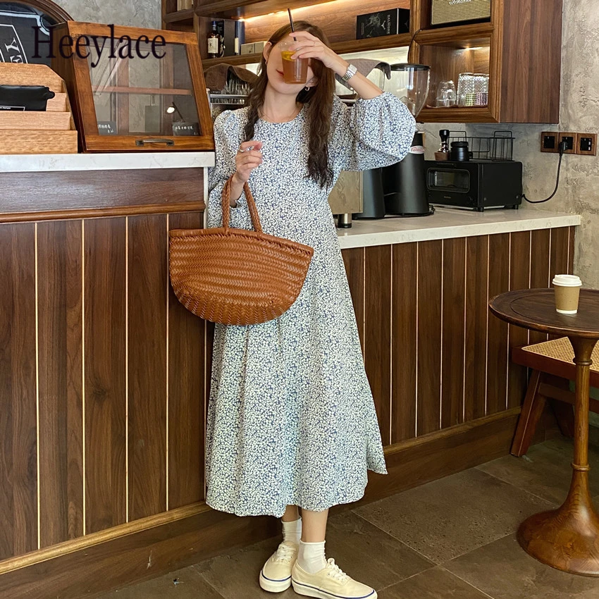 New 2021 Women Summer Dresses Puff Sleeve Flowers Floral Fashion Korean Vintage Oversize Long Dress
New 2021 Women Summer Dresses Puff Sleeve Flowers Floral Fashion Korean Vintage Oversize Long Dress